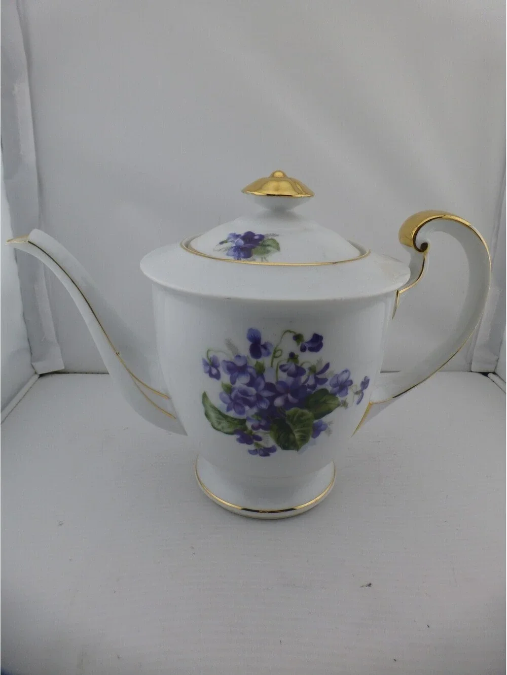 UCAGCO China White Teapot Purple Violets Gold Trim Made in Japan Floral - H2